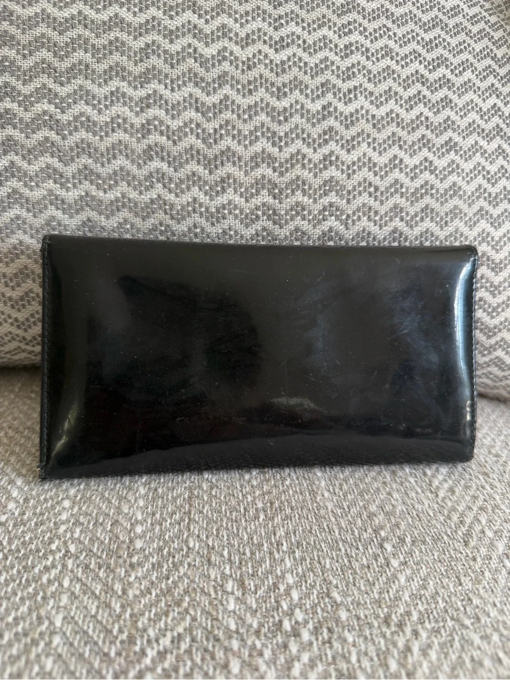 Salvatore Ferragamo Black Patent Leather Vara Bow Continental Wallet